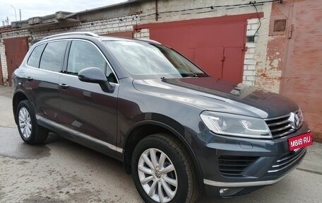 Volkswagen Touareg III, 2015 год, 2 350 000 рублей, 2 фотография