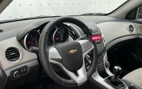 Chevrolet Cruze II, 2014 год, 940 000 рублей, 15 фотография