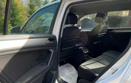 Volkswagen Tiguan II, 2018 год, 2 050 000 рублей, 6 фотография