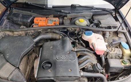Audi A4, 1998 год, 320 000 рублей, 10 фотография
