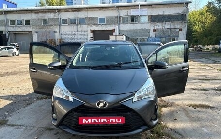 Toyota Vitz, 2018 год, 850 000 рублей, 6 фотография