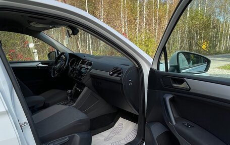 Volkswagen Tiguan II, 2018 год, 2 100 000 рублей, 8 фотография