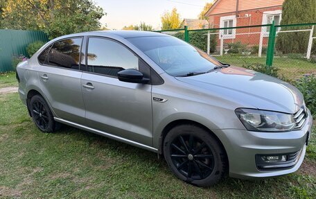 Volkswagen Polo VI (EU Market), 2018 год, 1 500 000 рублей, 2 фотография