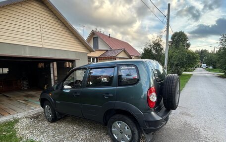 Chevrolet Niva I рестайлинг, 2009 год, 400 000 рублей, 5 фотография