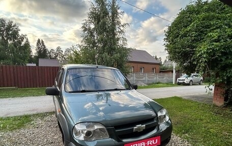 Chevrolet Niva I рестайлинг, 2009 год, 400 000 рублей, 2 фотография
