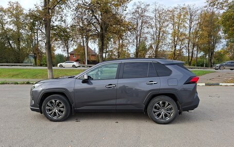 Toyota RAV4, 2022 год, 5 500 000 рублей, 3 фотография