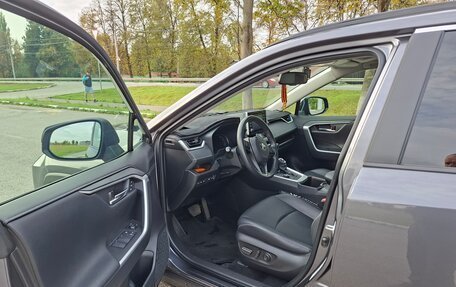 Toyota RAV4, 2022 год, 5 500 000 рублей, 12 фотография
