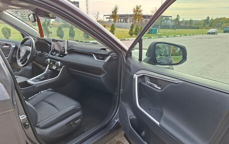 Toyota RAV4, 2022 год, 5 500 000 рублей, 14 фотография