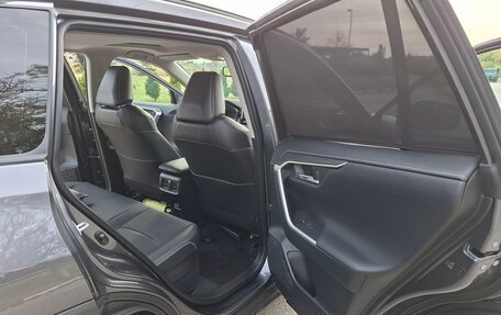 Toyota RAV4, 2022 год, 5 500 000 рублей, 15 фотография
