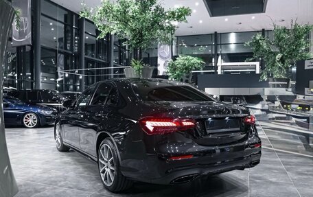 Mercedes-Benz E-Класс, 2021 год, 4 550 000 рублей, 2 фотография
