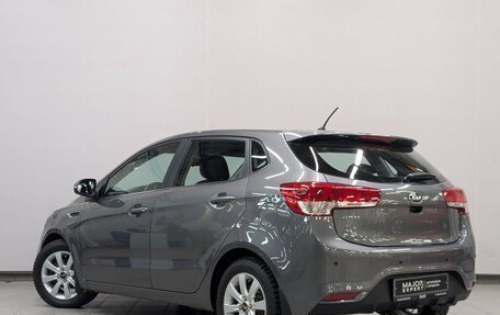 KIA Rio III рестайлинг, 2015 год, 1 000 000 рублей, 4 фотография