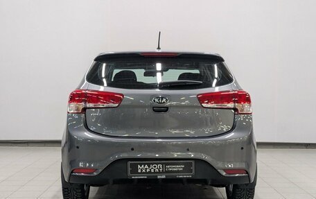 KIA Rio III рестайлинг, 2015 год, 1 000 000 рублей, 25 фотография