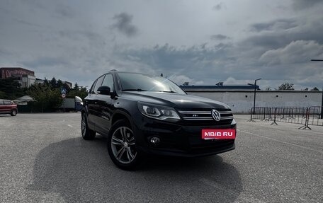 Volkswagen Tiguan I, 2016 год, 1 745 000 рублей, 1 фотография