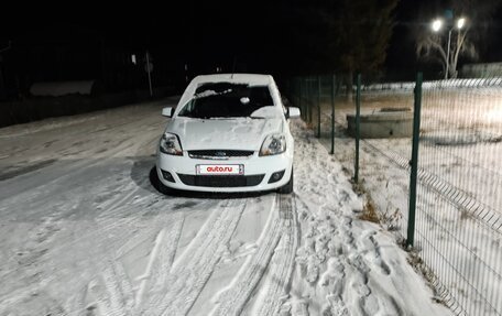 Ford Fiesta, 2007 год, 450 000 рублей, 10 фотография