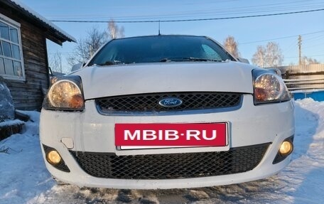 Ford Fiesta, 2007 год, 450 000 рублей, 4 фотография