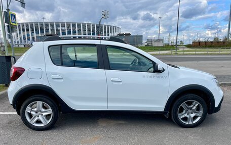 Renault Sandero II рестайлинг, 2019 год, 1 399 000 рублей, 6 фотография
