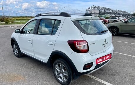 Renault Sandero II рестайлинг, 2019 год, 1 399 000 рублей, 3 фотография