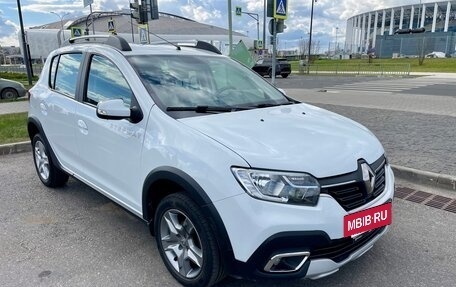 Renault Sandero II рестайлинг, 2019 год, 1 399 000 рублей, 7 фотография