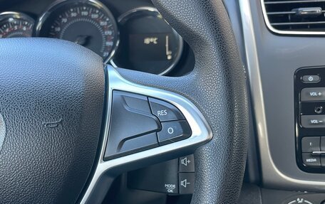 Renault Sandero II рестайлинг, 2019 год, 1 399 000 рублей, 23 фотография