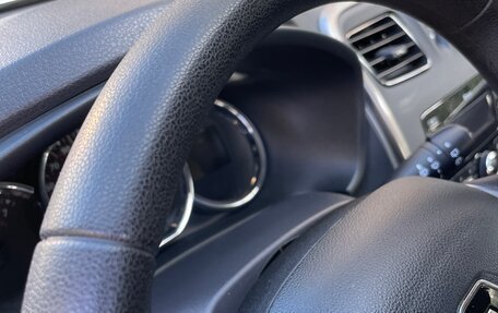 Renault Sandero II рестайлинг, 2019 год, 1 399 000 рублей, 28 фотография