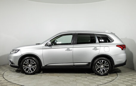 Mitsubishi Outlander III рестайлинг 3, 2017 год, 1 639 700 рублей, 4 фотография