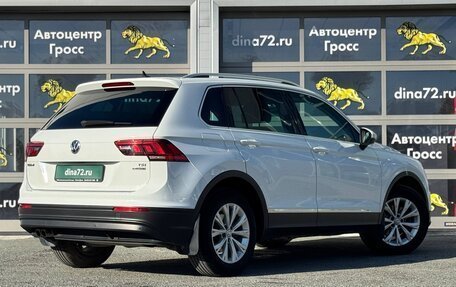 Volkswagen Tiguan II, 2017 год, 2 500 000 рублей, 5 фотография