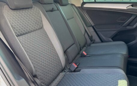Volkswagen Tiguan II, 2017 год, 2 500 000 рублей, 17 фотография