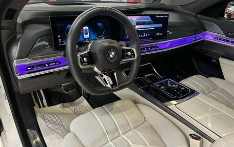 BMW 7 серия, 2023 год, 10 290 000 рублей, 14 фотография