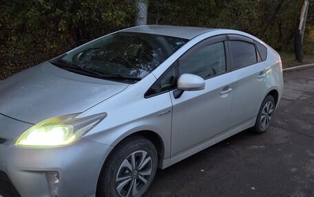 Toyota Prius, 2012 год, 920 000 рублей, 4 фотография