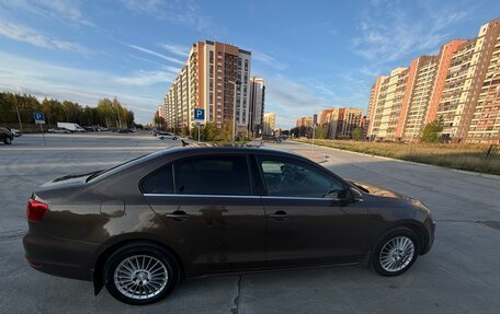 Volkswagen Jetta VI, 2012 год, 950 000 рублей, 4 фотография
