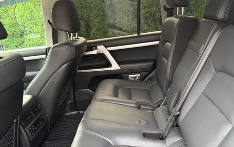 Toyota Land Cruiser 200, 2019 год, 8 200 000 рублей, 11 фотография