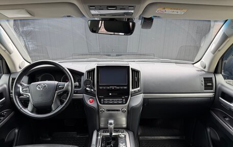 Toyota Land Cruiser 200, 2019 год, 8 200 000 рублей, 7 фотография