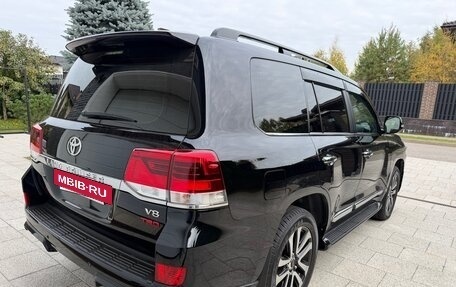 Toyota Land Cruiser 200, 2019 год, 8 200 000 рублей, 4 фотография