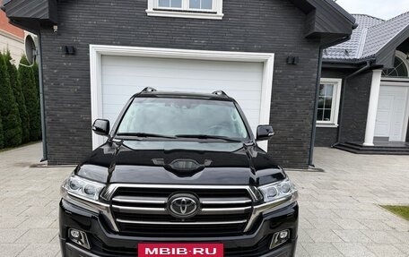 Toyota Land Cruiser 200, 2019 год, 8 200 000 рублей, 16 фотография