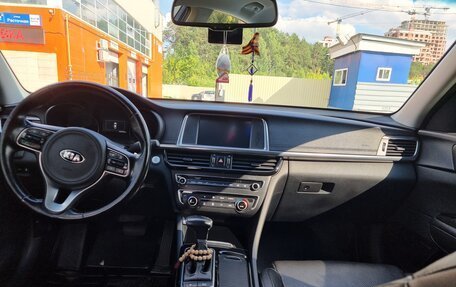 KIA Optima IV, 2017 год, 2 500 000 рублей, 18 фотография