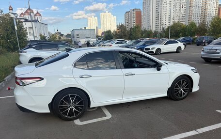 Toyota Camry, 2019 год, 1 460 000 рублей, 3 фотография