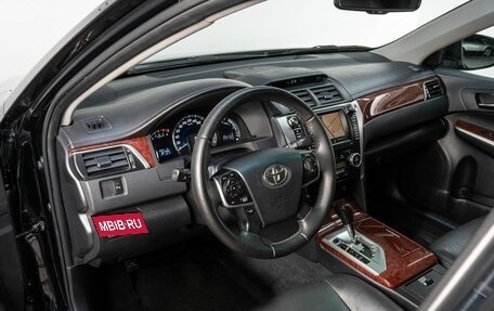 Toyota Camry, 2013 год, 1 720 000 рублей, 10 фотография
