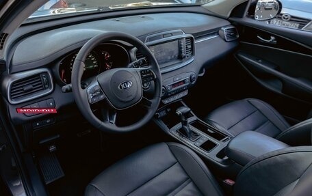 KIA Sorento III Prime рестайлинг, 2018 год, 2 695 000 рублей, 15 фотография