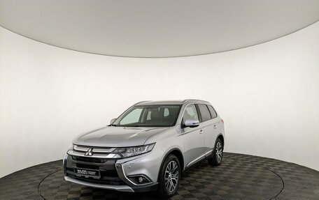 Mitsubishi Outlander III рестайлинг 3, 2017 год, 2 150 000 рублей, 1 фотография