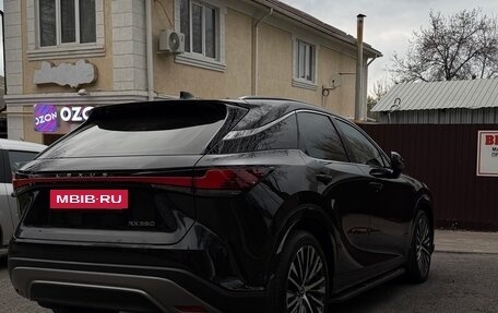 Lexus RX IV рестайлинг, 2023 год, 7 280 000 рублей, 5 фотография