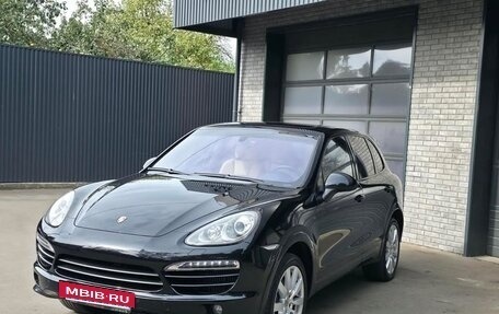 Porsche Cayenne III, 2013 год, 2 800 000 рублей, 2 фотография