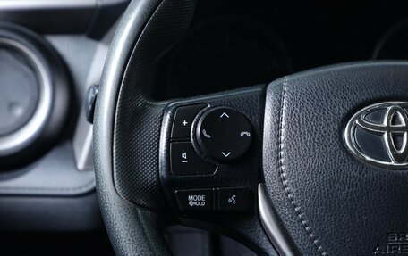 Toyota RAV4, 2017 год, 2 299 000 рублей, 12 фотография