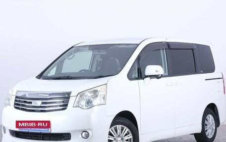 Toyota Noah III, 2010 год, 1 149 000 рублей, 3 фотография