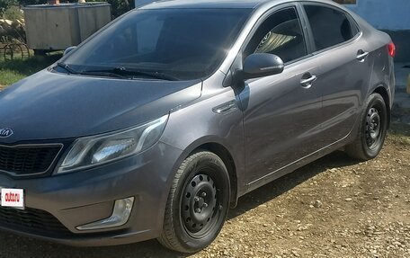 KIA Rio III рестайлинг, 2013 год, 870 000 рублей, 2 фотография