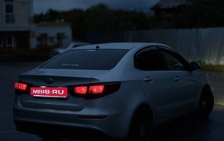 KIA Rio III рестайлинг, 2015 год, 700 000 рублей, 5 фотография