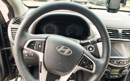 Hyundai Solaris II рестайлинг, 2013 год, 945 000 рублей, 8 фотография