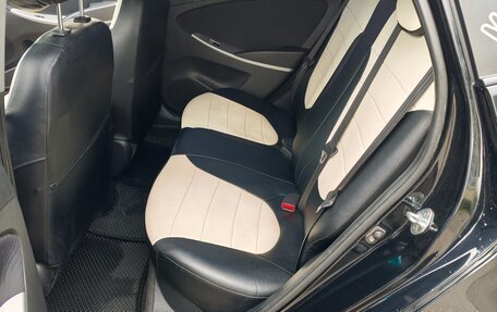 Hyundai Solaris II рестайлинг, 2013 год, 945 000 рублей, 17 фотография