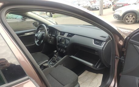 Skoda Octavia, 2015 год, 1 400 000 рублей, 19 фотография