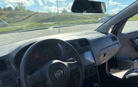 Volkswagen Polo VI (EU Market), 2012 год, 650 000 рублей, 18 фотография