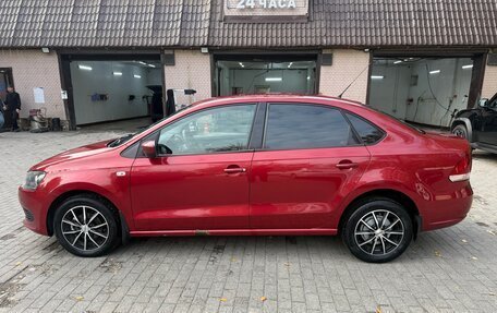 Volkswagen Polo VI (EU Market), 2011 год, 590 000 рублей, 2 фотография